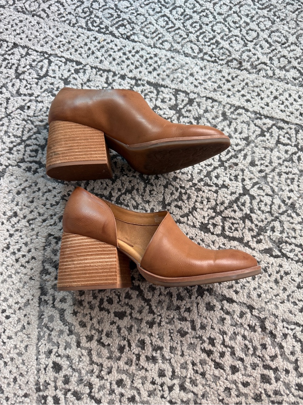 KORKS | Women's Tan Block Heel Slip-On Pumps - Picture 2 of 7